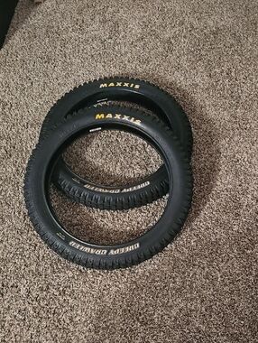 Kids Bicycle Tires in Black - Set of 2